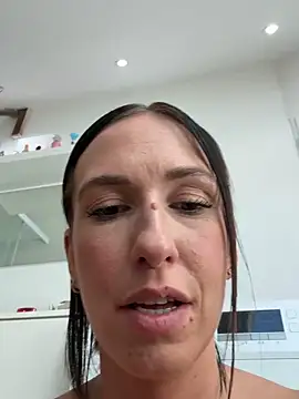 lola tentatiion online show from June 18, 9:14 am