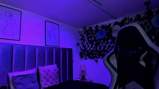 Kitty Gang online show from March 19, 12:03 am