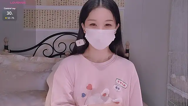 BingLin- online show from November 23, 9:03 pm