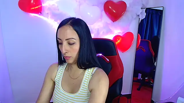 yaralyminjo2 online show from February 12, 1:37 pm