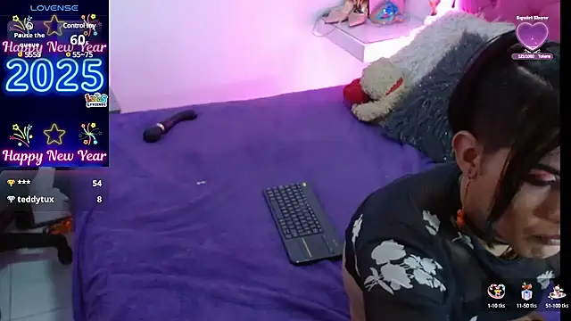 Snapshot of AlexaFontana chatting on February 1, 8:39 am AlexaFontana online show from February 1, 8:39 am