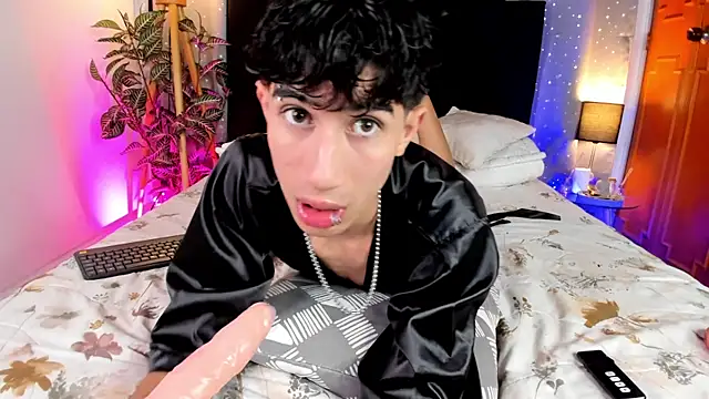 Snapshot of novaybrian chatting on January 27, 2:02 pm novaybrian online show from January 27, 2:02 pm