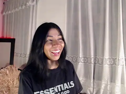 selene gils online show from April 2, 2:53 am