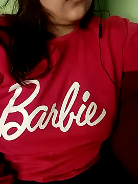 Snapshot of Sexy_Queen6 chatting on December 11, 5:48 pm Sexy Queen6 online show from December 11, 5:48 pm