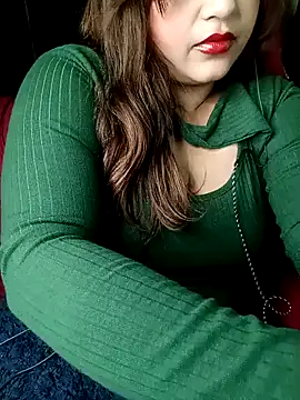 Snapshot of Sexy_Queen6 chatting on February 7, 9:48 pm Sexy Queen6 online show from February 7, 9:48 pm