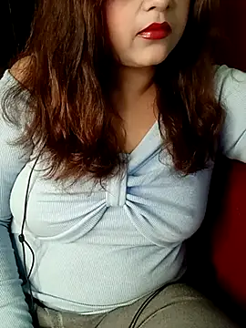 Snapshot of Sexy_Queen6 chatting on February 16, 7:27 pm Sexy Queen6 online show from February 16, 7:27 pm