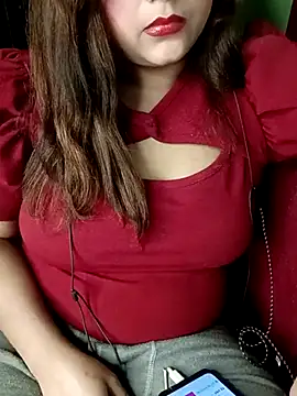 Snapshot of Sexy_Queen6 chatting on February 24, 5:31 pm Sexy Queen6 online show from February 24, 5:31 pm