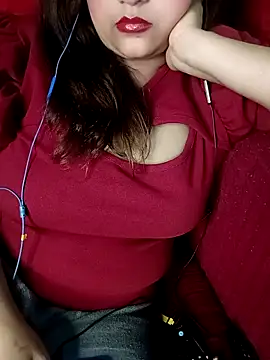 Snapshot of Sexy_Queen6 chatting on February 25, 12:36 am Sexy Queen6 online show from February 25, 12:36 am