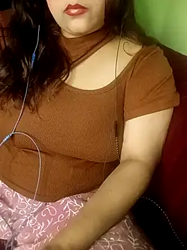 Snapshot of Sexy_Queen6 chatting on March 6, 11:31 pm Sexy Queen6 online show from March 6, 11:31 pm