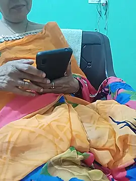 Snapshot of Saroj-Shah chatting on July 24, 3:43 pm Saroj-Shah online show from July 24, 3:43 pm