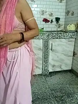 Snapshot of Saroj-Shah chatting on July 27, 5:09 pm Saroj-Shah online show from July 27, 5:09 pm