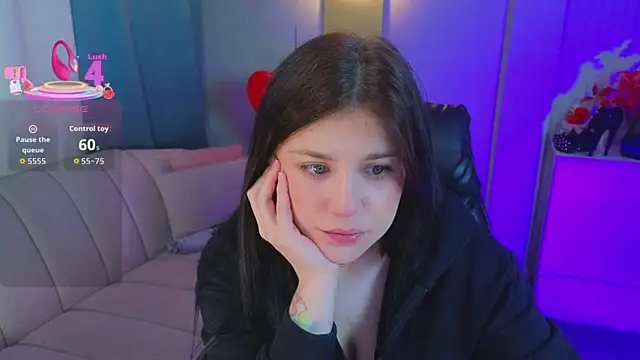 Jenna Adams  online show from April 4, 12:53 am