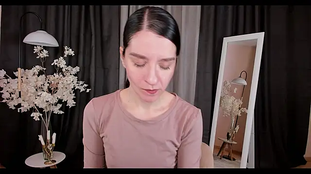 helentasty online show from February 3, 3:42 am