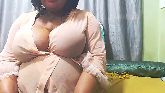 NaughtyNicoleXX2 online show from May 25, 6:03 pm