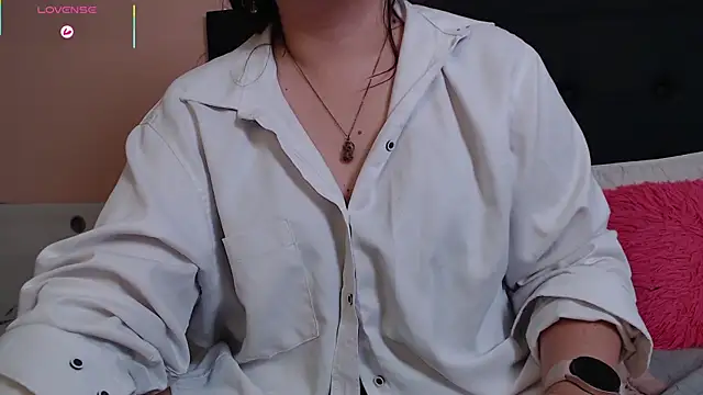 May Carlier online show from September 13, 12:21 am