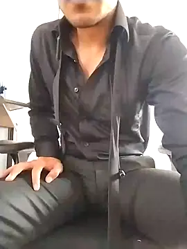 Snapshot of pablo-rincon95 chatting on January 17, 5:08 pm pablo-rincon95 online show from January 17, 5:08 pm