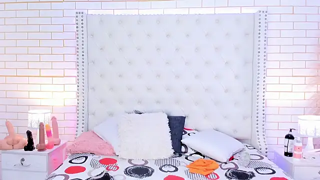 Krystal cambell1 online show from February 28, 8:15 am