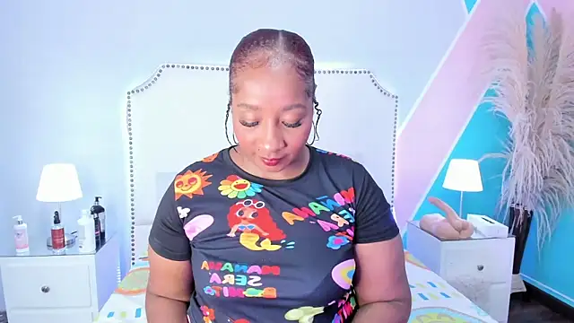 Snapshot of Krystal_cambell1 chatting on May 7, 7:41 pm Krystal cambell1 online show from May 7, 7:41 pm