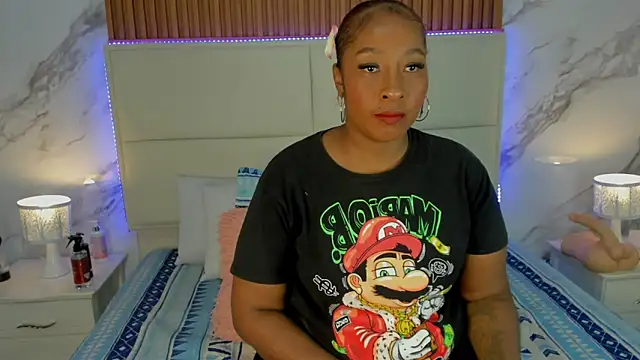 Snapshot of Krystal_cambell1 chatting on May 18, 12:11 pm Krystal cambell1 online show from May 18, 12:11 pm