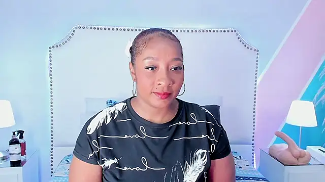 Snapshot of Krystal_cambell1 chatting on May 20, 7:42 pm Krystal cambell1 online show from May 20, 7:42 pm