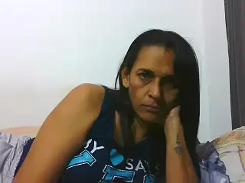 latinbrunettet online show from February 18, 8:58 pm