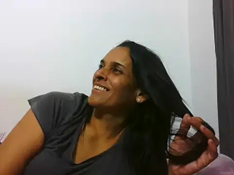 latinbrunettet online show from March 5, 2:01 pm