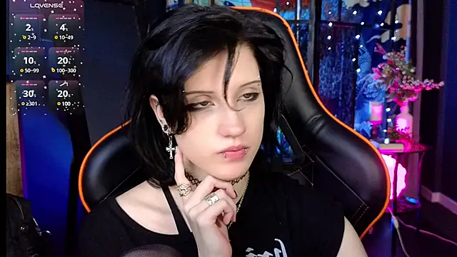 dark vamp  online show from February 14, 4:15 am