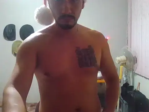 Snapshot of Ginessy chatting on December 16, 1:05 pm Ginessy online show from December 16, 1:05 pm