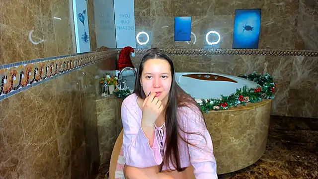 Mira Karter online show from December 20, 1:36 am