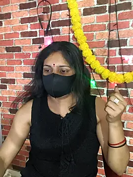 PeaCoooock online show from April 13, 4:56 pm