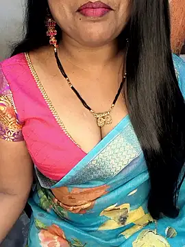 honey-sexy online show from February 6, 7:12 am