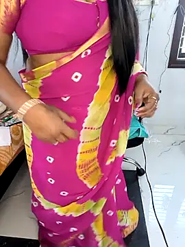 honey-sexy online show from March 6, 7:27 am