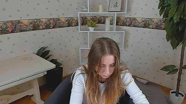 Snapshot of BreckAngwin chatting on February 13, 11:17 am BreckAngwin online show from February 13, 11:17 am