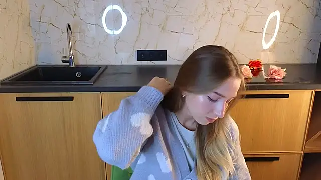 Snapshot of BreckAngwin chatting on February 16, 8:10 am BreckAngwin online show from February 16, 8:10 am