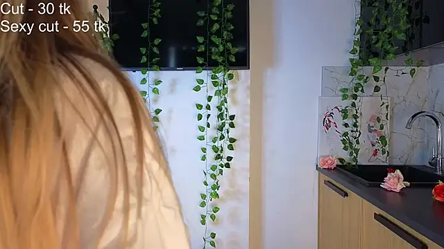 Snapshot of BreckAngwin chatting on February 19, 8:22 am BreckAngwin online show from February 19, 8:22 am