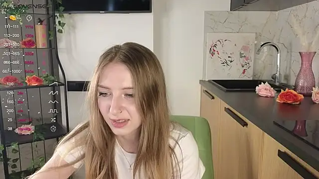 Snapshot of BreckAngwin chatting on March 13, 11:19 am BreckAngwin online show from March 13, 11:19 am