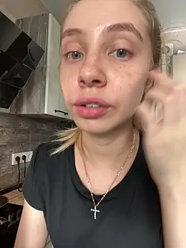Snapshot of Kitty_Katrine chatting on May 27, 12:57 pm Kitty Katrine online show from May 27, 12:57 pm