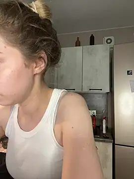 Snapshot of Kitty_Katrine chatting on June 8, 12:38 pm Kitty Katrine online show from June 8, 12:38 pm