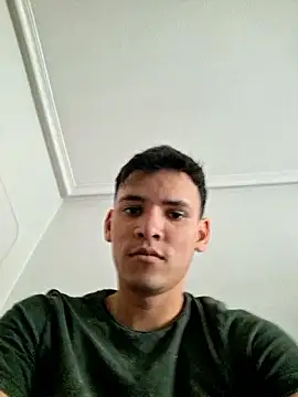 diego7990  online show from April 20, 4:43 pm