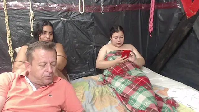 ZuriandAlex online show from December 30, 5:48 am
