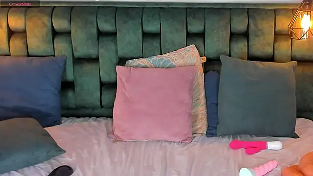 angelswets online show from March 5, 4:57 pm