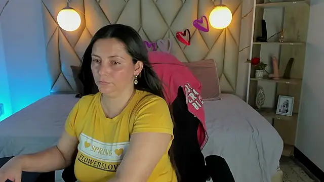 angelswets online show from March 23, 2:43 pm