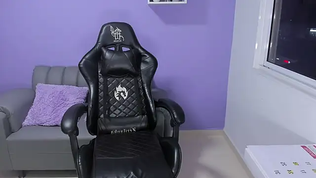 boomsar01 online show from January 12, 2:03 am