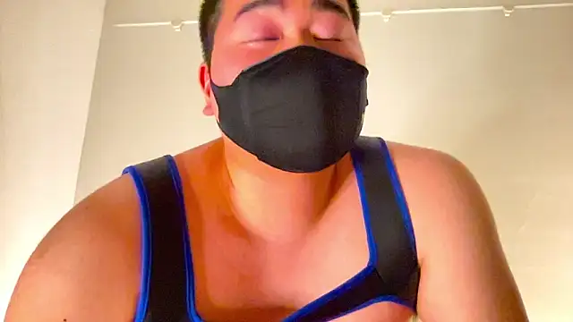 Snapshot of makoto-gmpd chatting on February 14, 11:10 am makoto-gmpd online show from February 14, 11:10 am