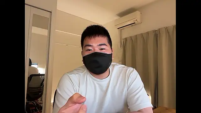 Snapshot of makoto-gmpd chatting on May 23, 11:14 am makoto-gmpd online show from May 23, 11:14 am