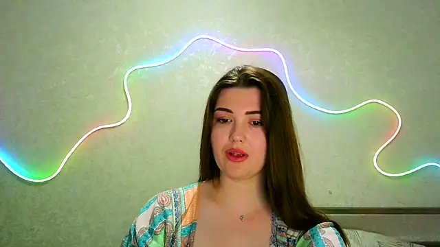 Snapshot of SeductiveTati chatting on June 12, 9:46 pm SeductiveTati online show from June 12, 9:46 pm