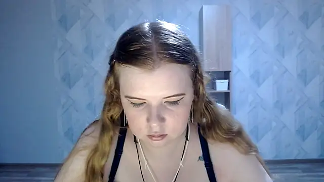 Snapshot of Melina_Hot9 chatting on May 19, 8:15 pm Melina Hot9 online show from May 19, 8:15 pm