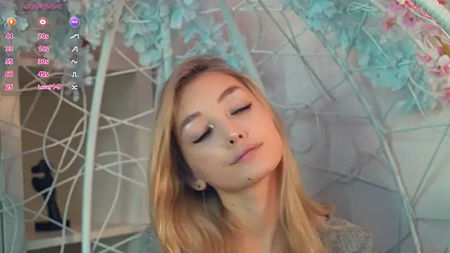 FlairCunard online show from December 20, 5:51 pm