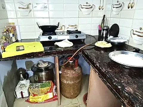 Muktha online show from April 3, 4:21 am