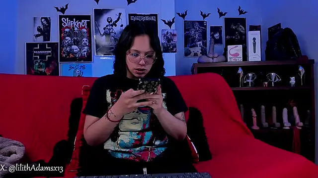 lilith-deveraux online show from March 12, 2:45 pm